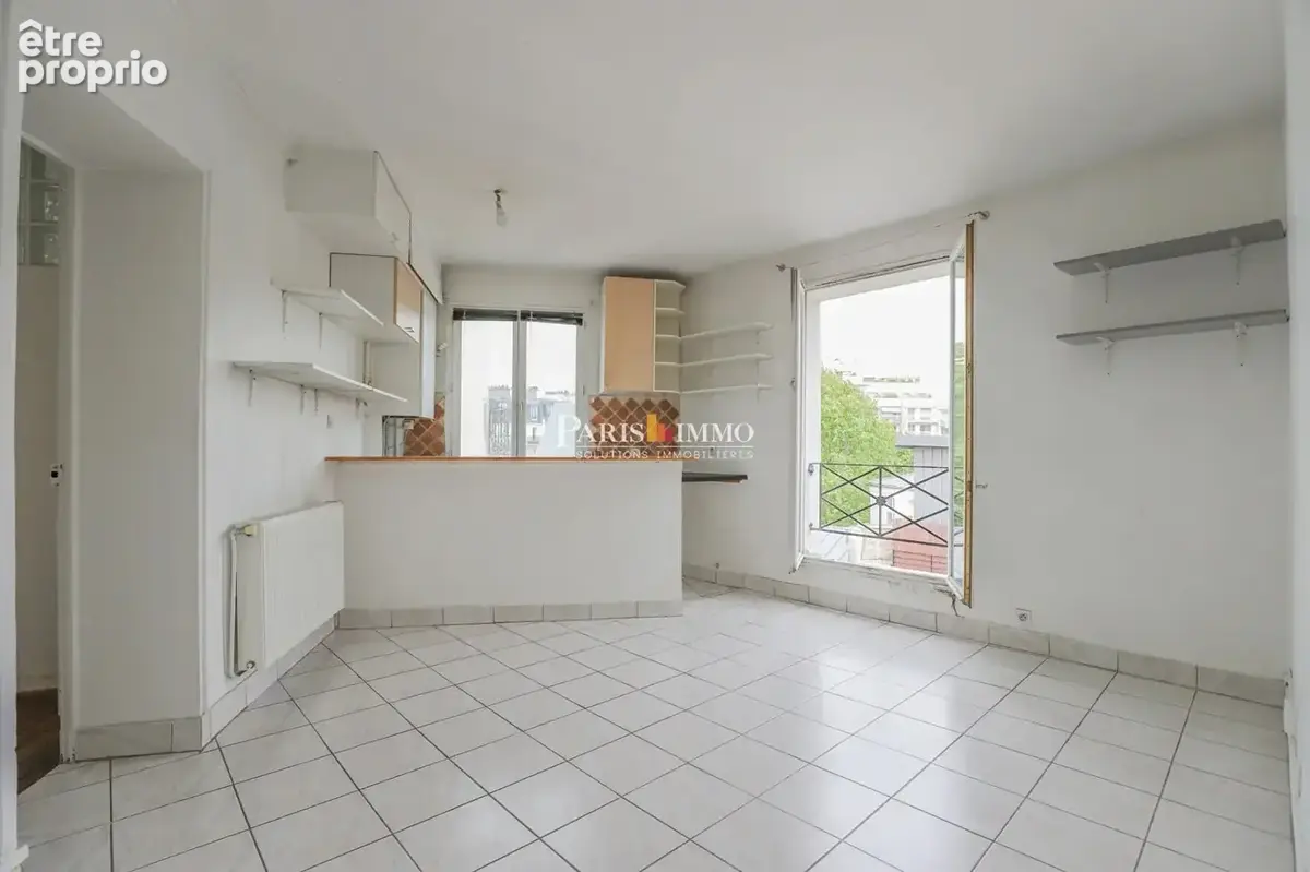 Paris 18e - 2 pièces - Vue Sacrée Coeur - photo 6