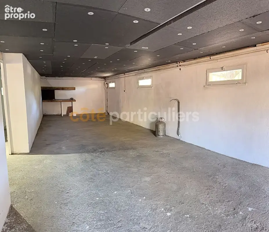 Lavalette. Maison des années 70 avec sous-sol, grand terrain. - photo 11