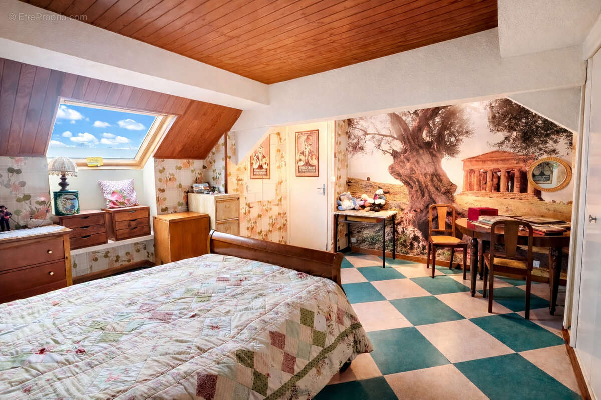 Maison à NEUILLY-PLAISANCE