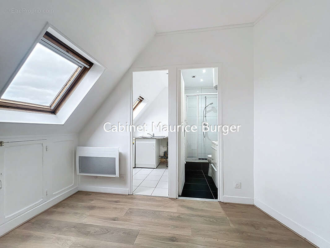 Appartement à PARIS-1E