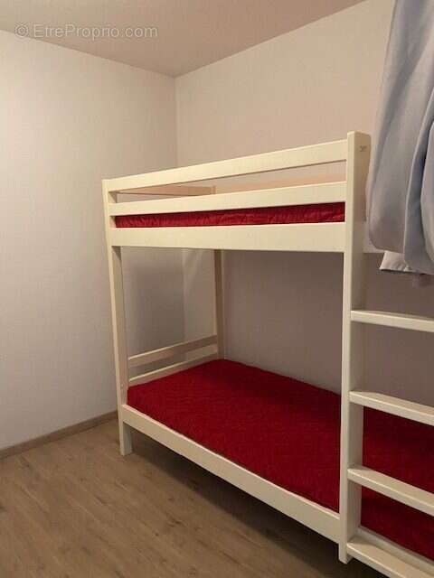 Appartement à ENTRAYGUES-SUR-TRUYERE