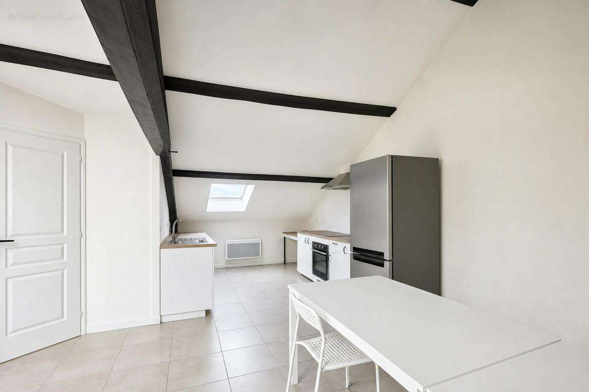 Appartement à CORBEIL-ESSONNES