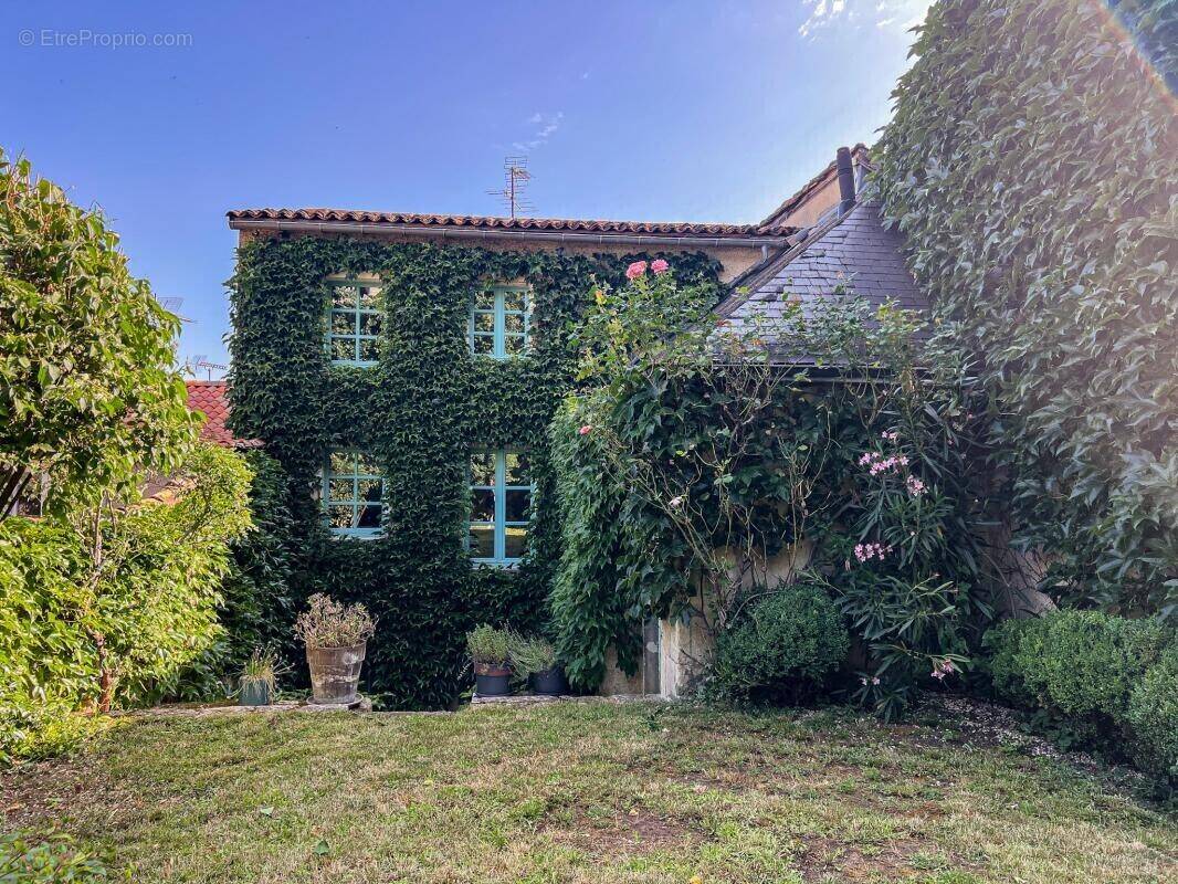 Maison à POITIERS