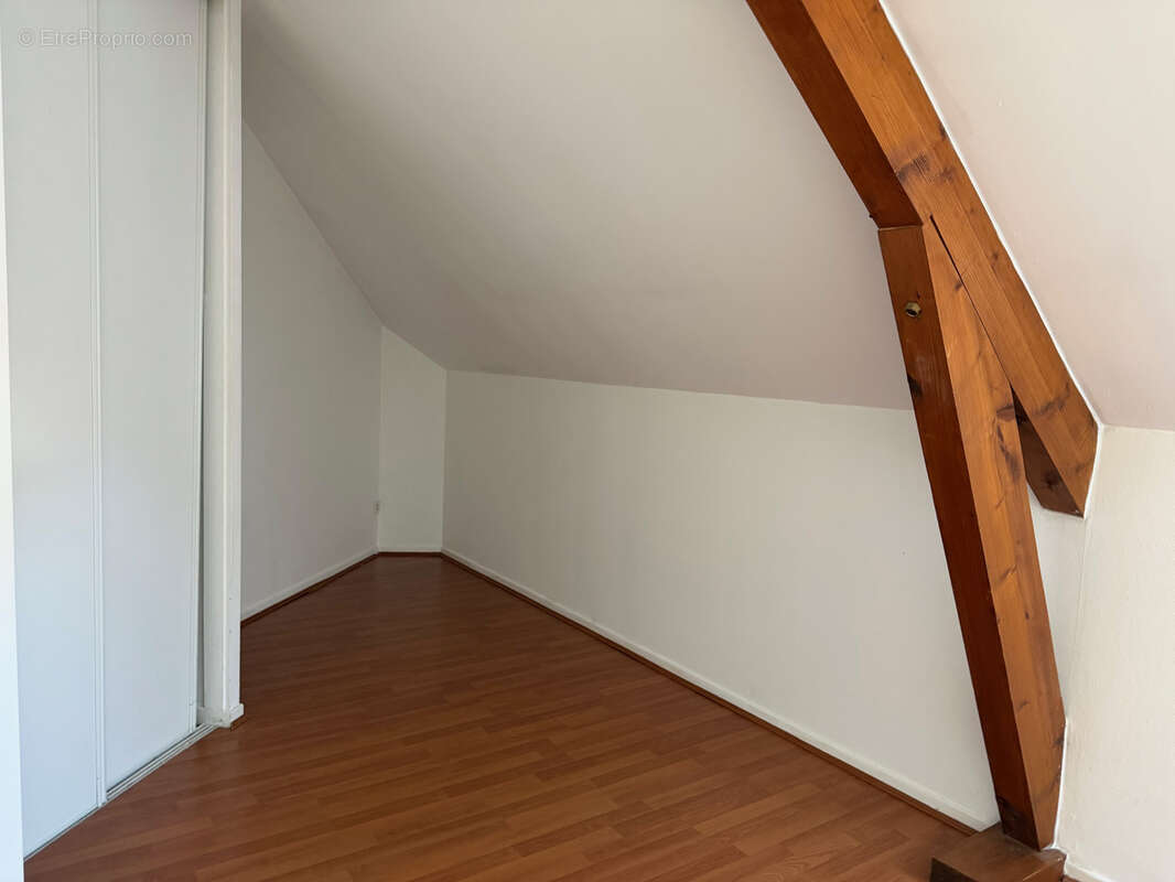 Maison à CHALLES-LES-EAUX