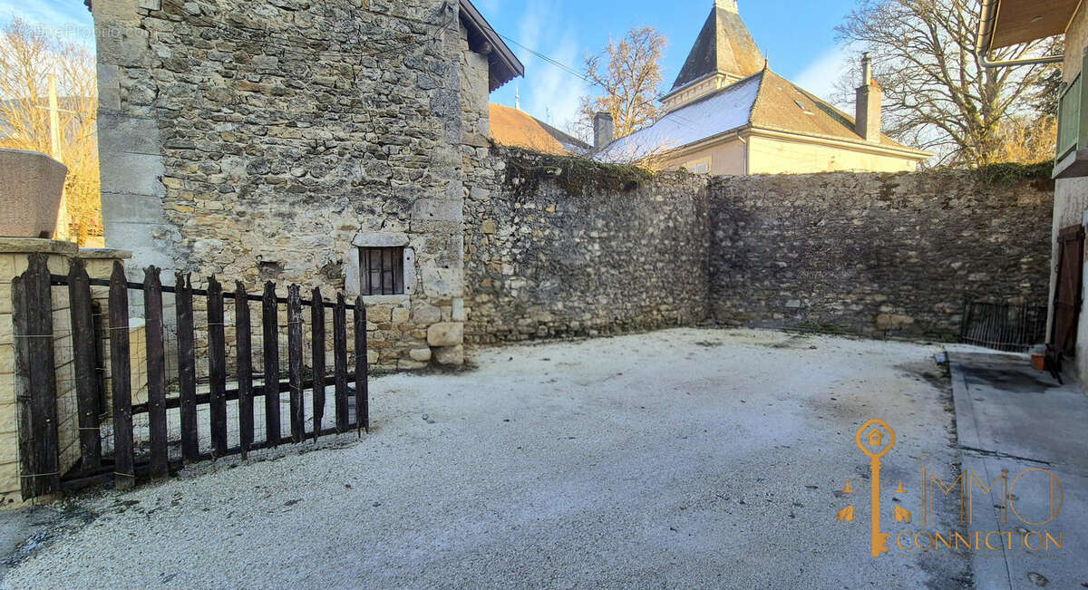 Maison à TALISSIEU