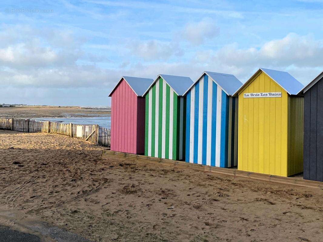 Appartement à LA BREE-LES-BAINS