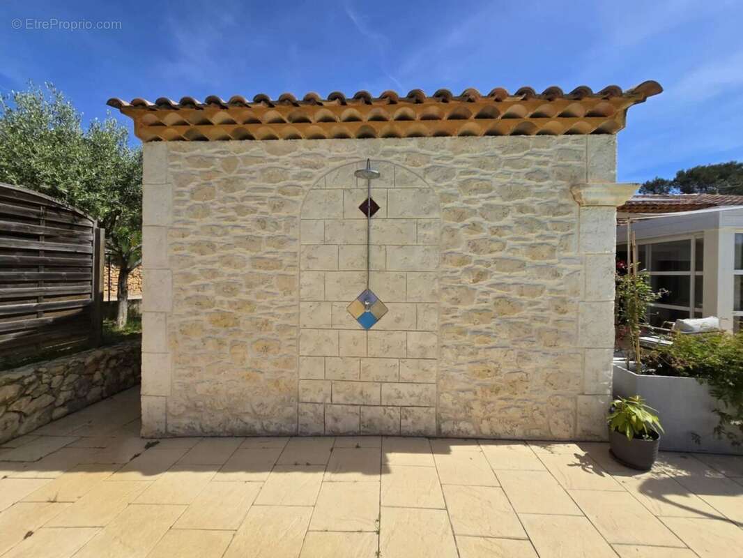 Maison à FLASSANS-SUR-ISSOLE