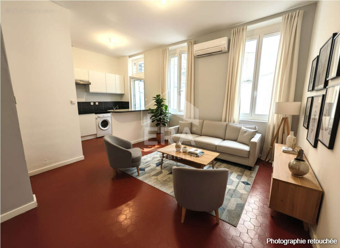 Appartement à MARSEILLE-5E