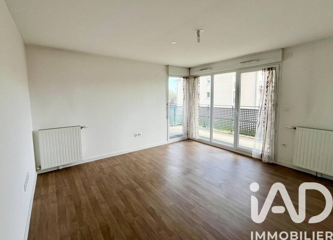 Photo 1 - Appartement à CHENNEVIERES-SUR-MARNE