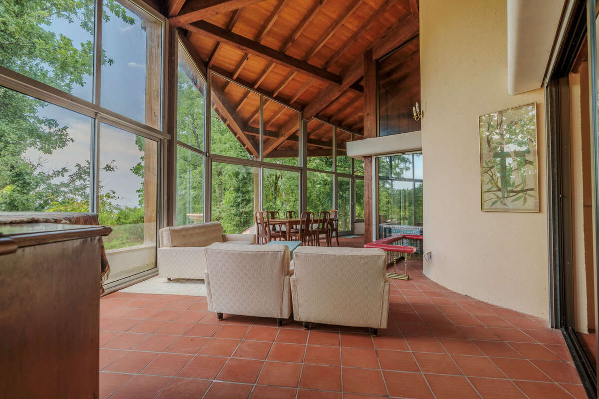 Propriété d'exception sur 35ha avec lac privé et vue panoramique - photo 5