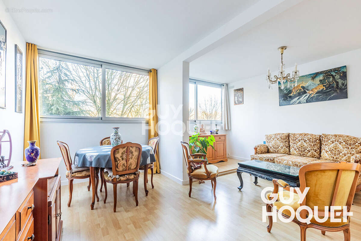 Appartement à SAVIGNY-SUR-ORGE