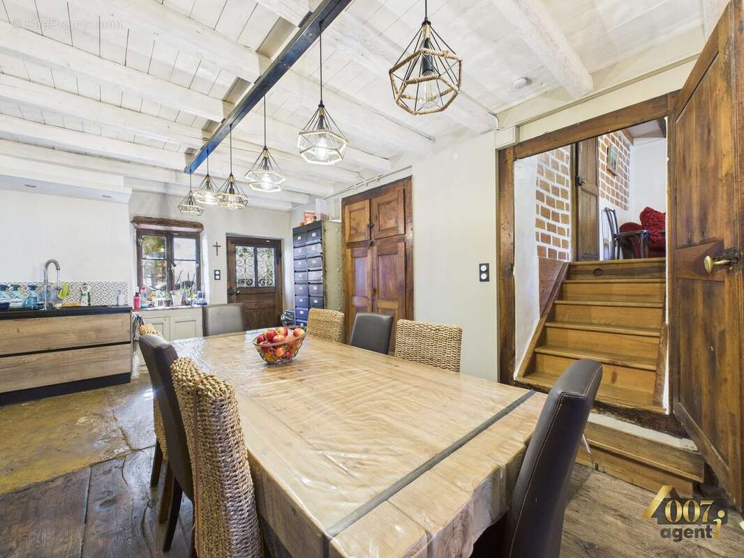 Maison à LE BOURGET-DU-LAC