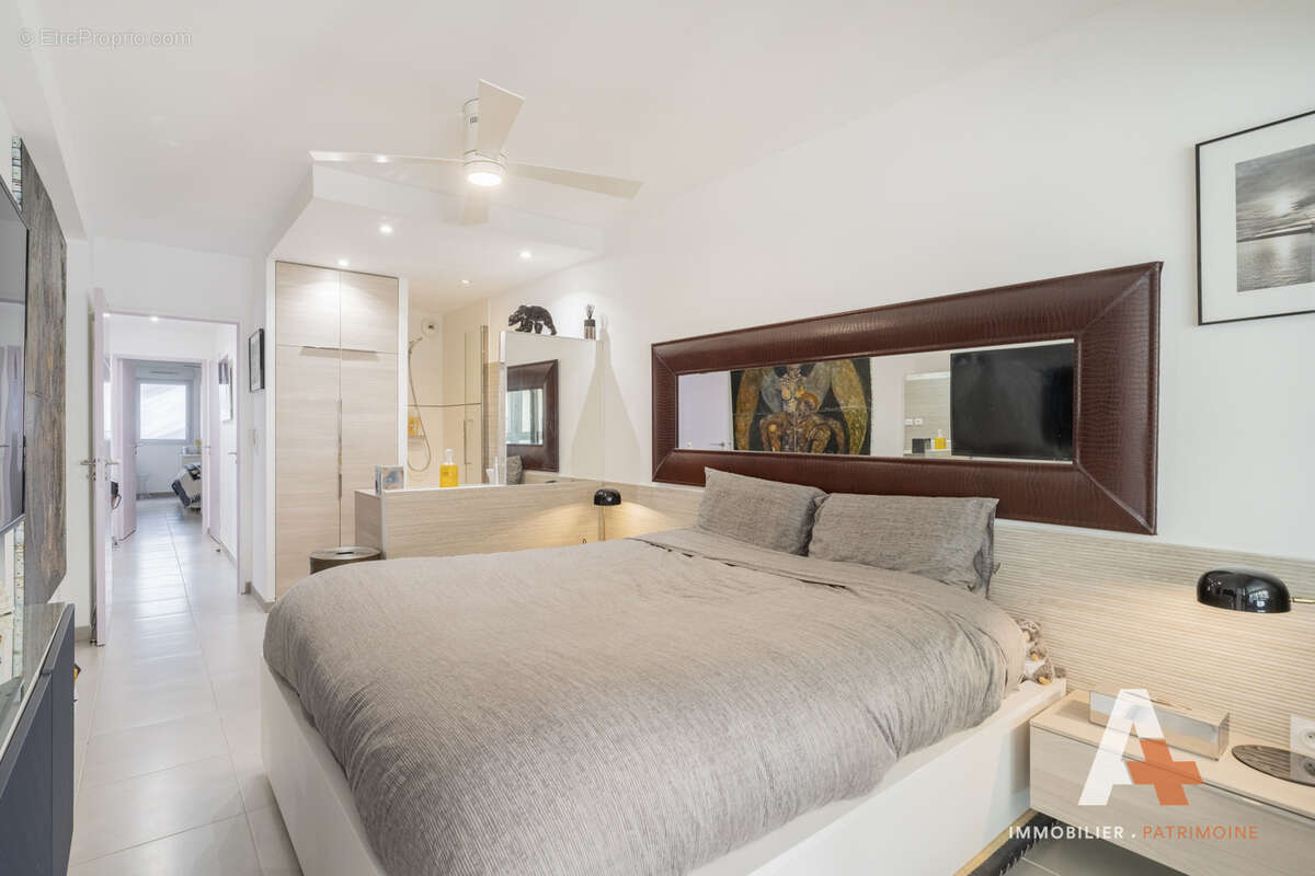 Appartement à MARSEILLE-2E