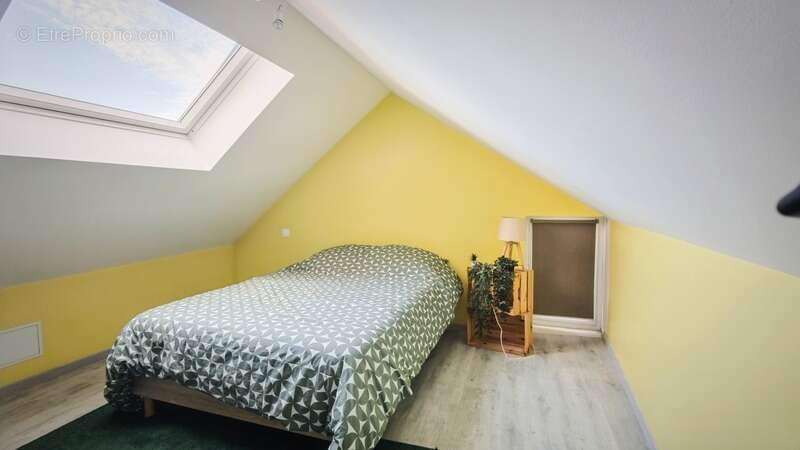 Maison à COLLEVILLE-MONTGOMERY