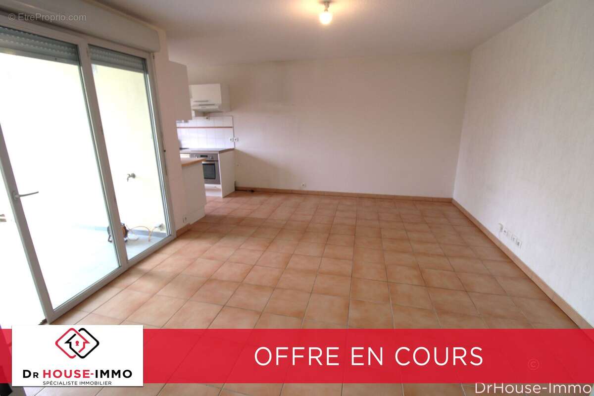 Appartement à FROUZINS