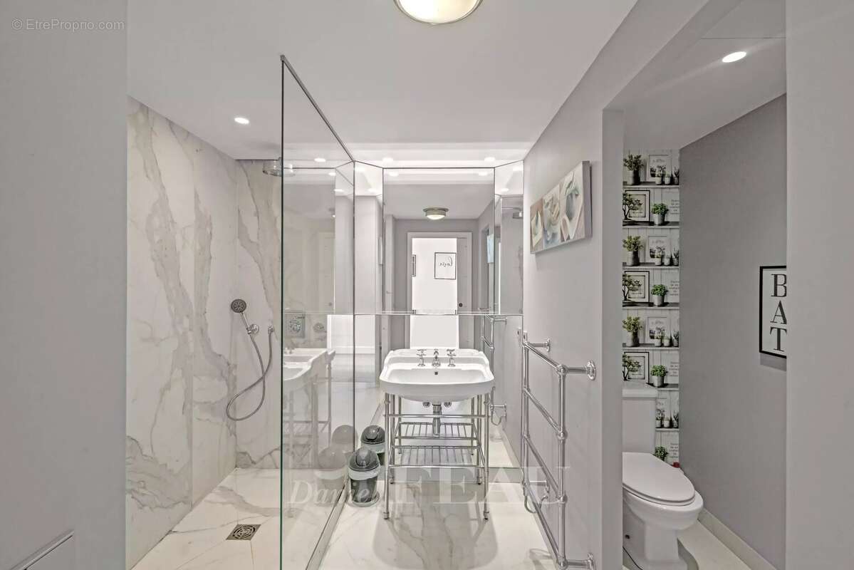 Nice - Exceptionnel appartement face à la mer - photo 11
