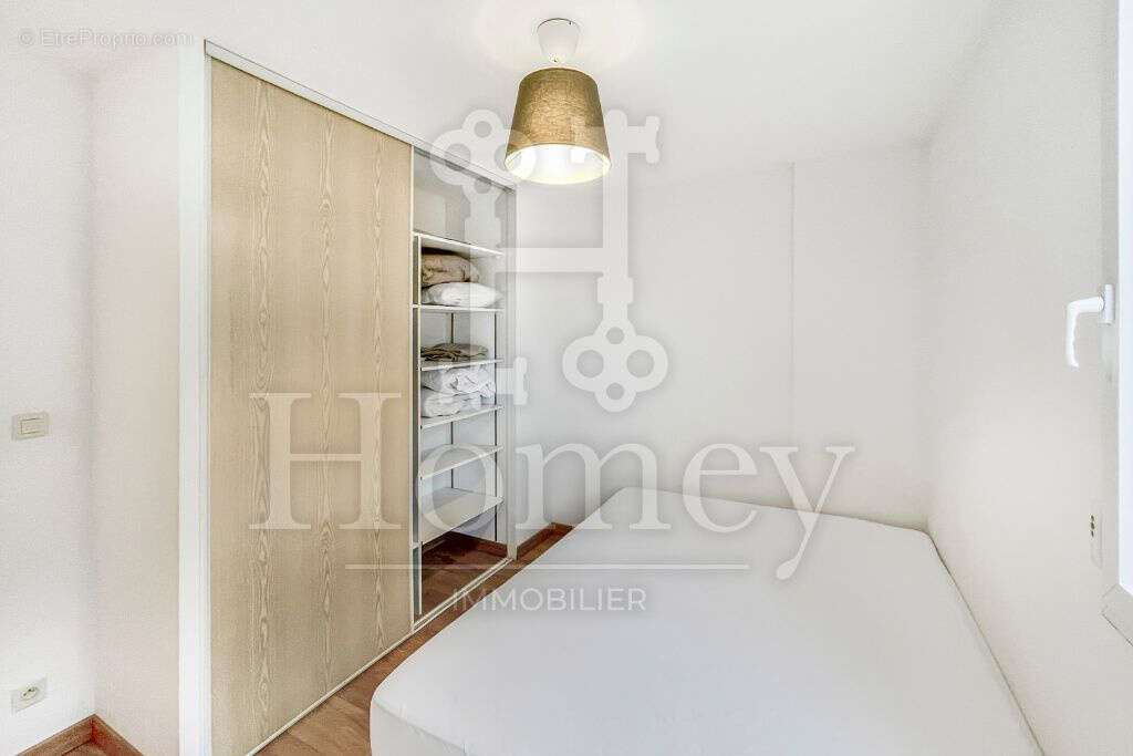 Appartement à VILLE-LA-GRAND