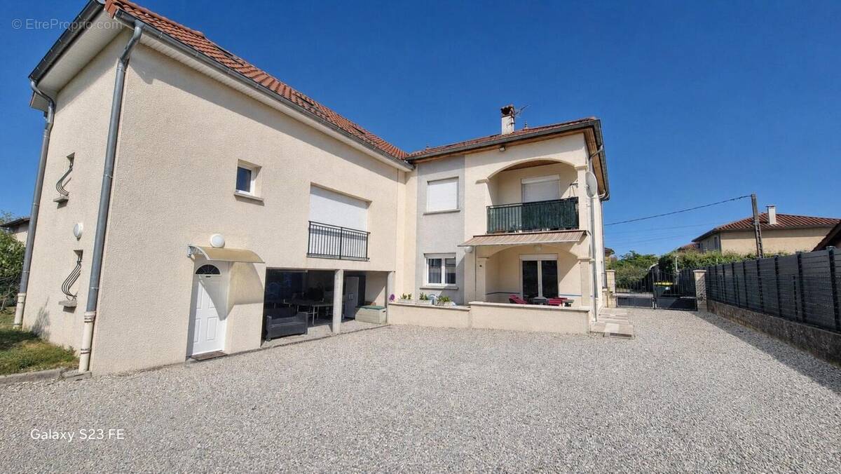 Photo 1 - Appartement à CHASSIEU