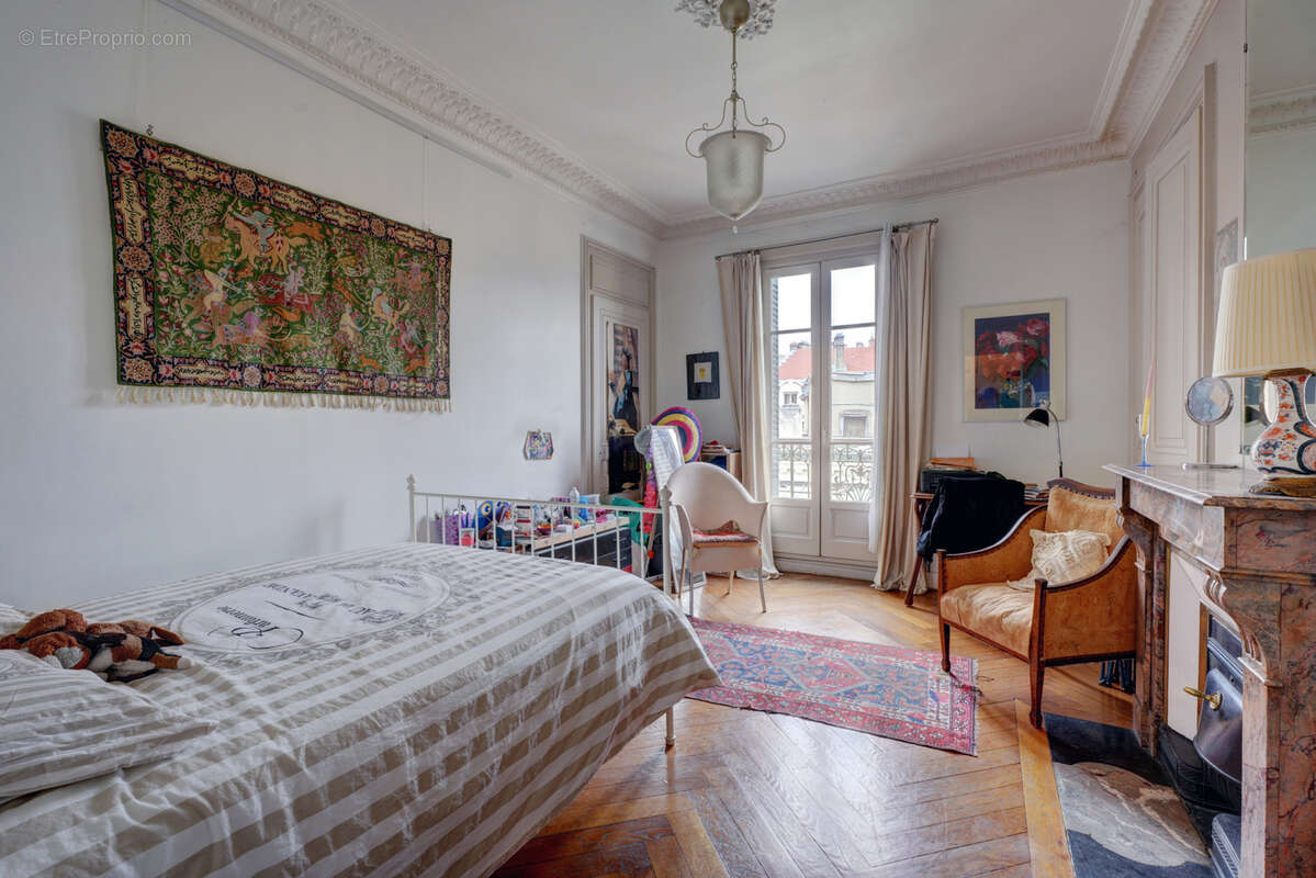 Appartement à LYON-1E