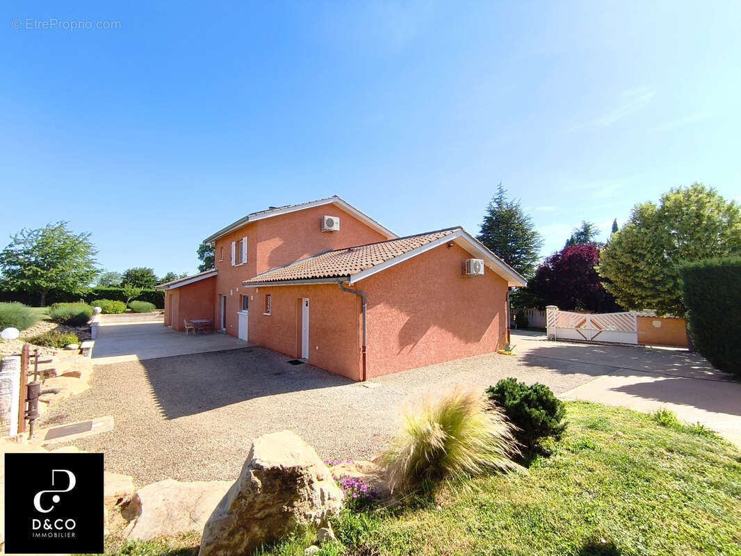 Maison à CORCELLES-EN-BEAUJOLAIS