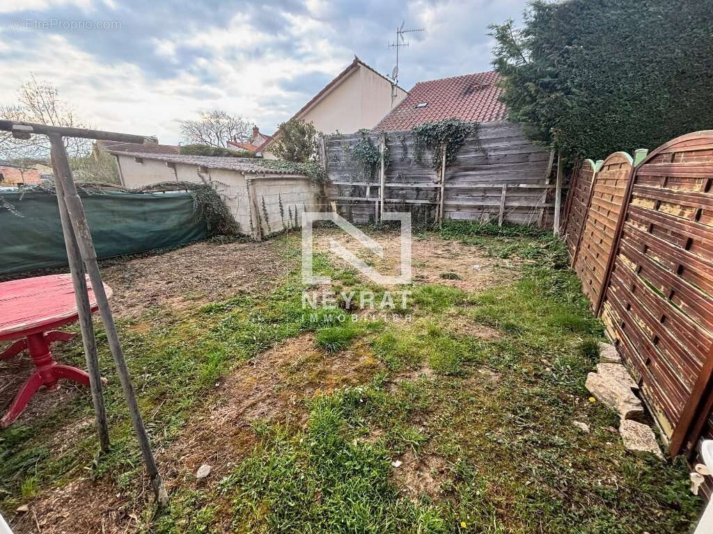Appartement à CHAMPFORGEUIL