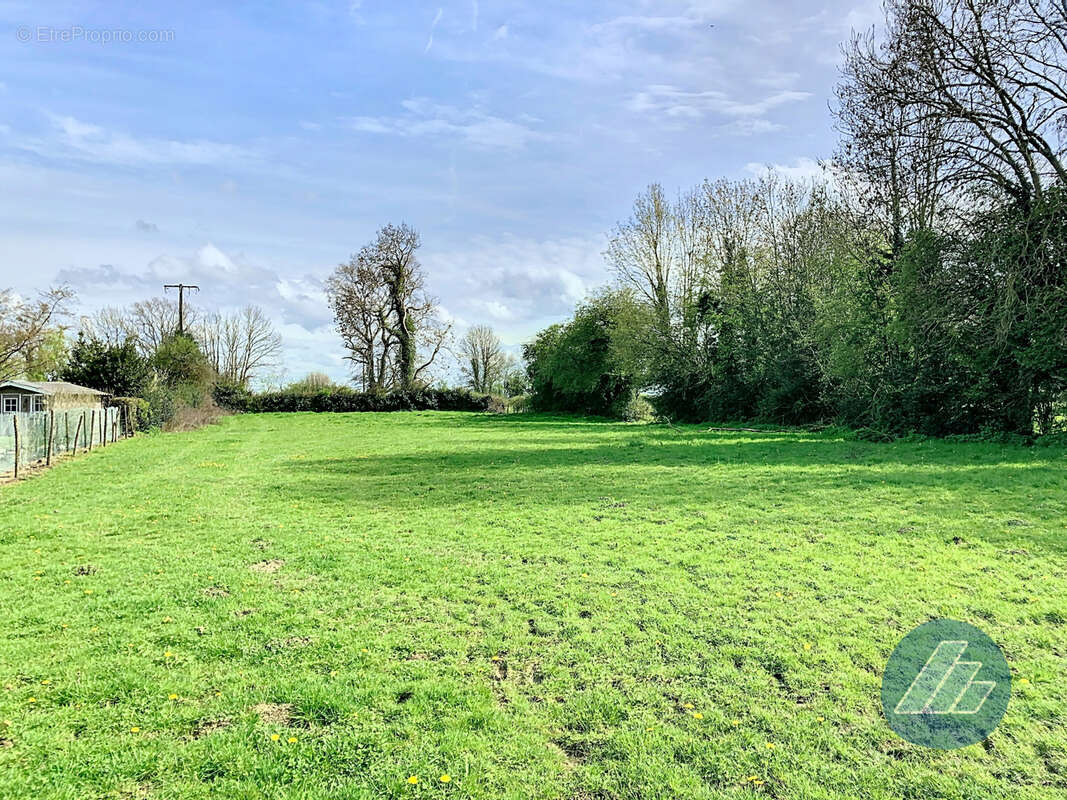Terrain à LIGESCOURT