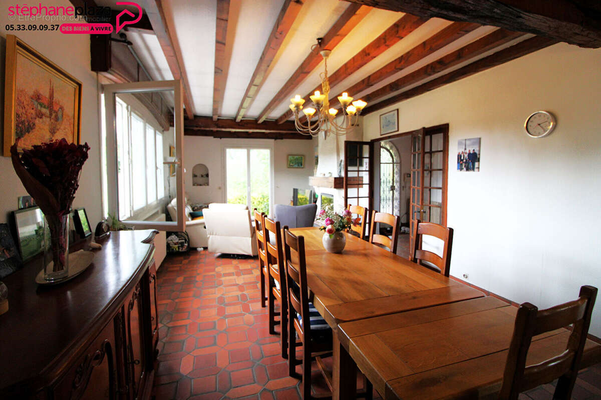 Maison à VILLENAVE-D&#039;ORNON