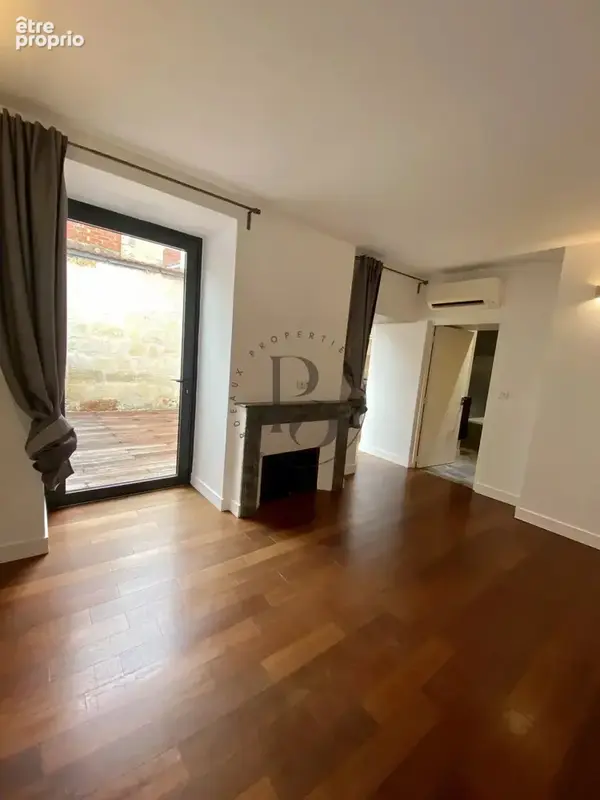 BORDEAUX CENTRE - Appartement type 3 avec terrasse - photo 4