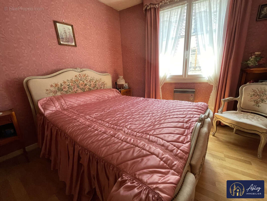 Appartement à RIOM-ES-MONTAGNES