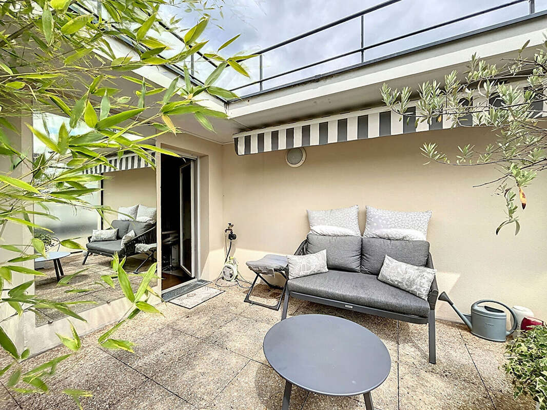 Appartement à SURESNES