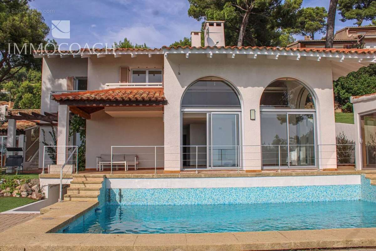 Maison à HYERES