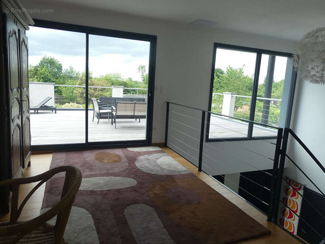 Maison Pont L Eveque 204.42 M², terrain 4300 M², 4ch, bureau, garage 2 voitures - photo 11