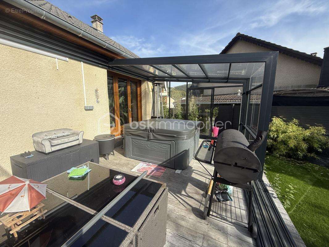 Maison à LES HAUTES-RIVIERES