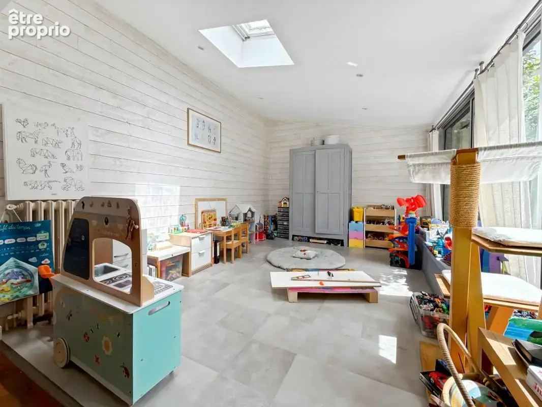  PÉRIGUEUX – Maison de ville coup de cœur au style unique ! - photo 6