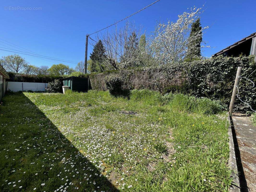 Maison à AIXE-SUR-VIENNE