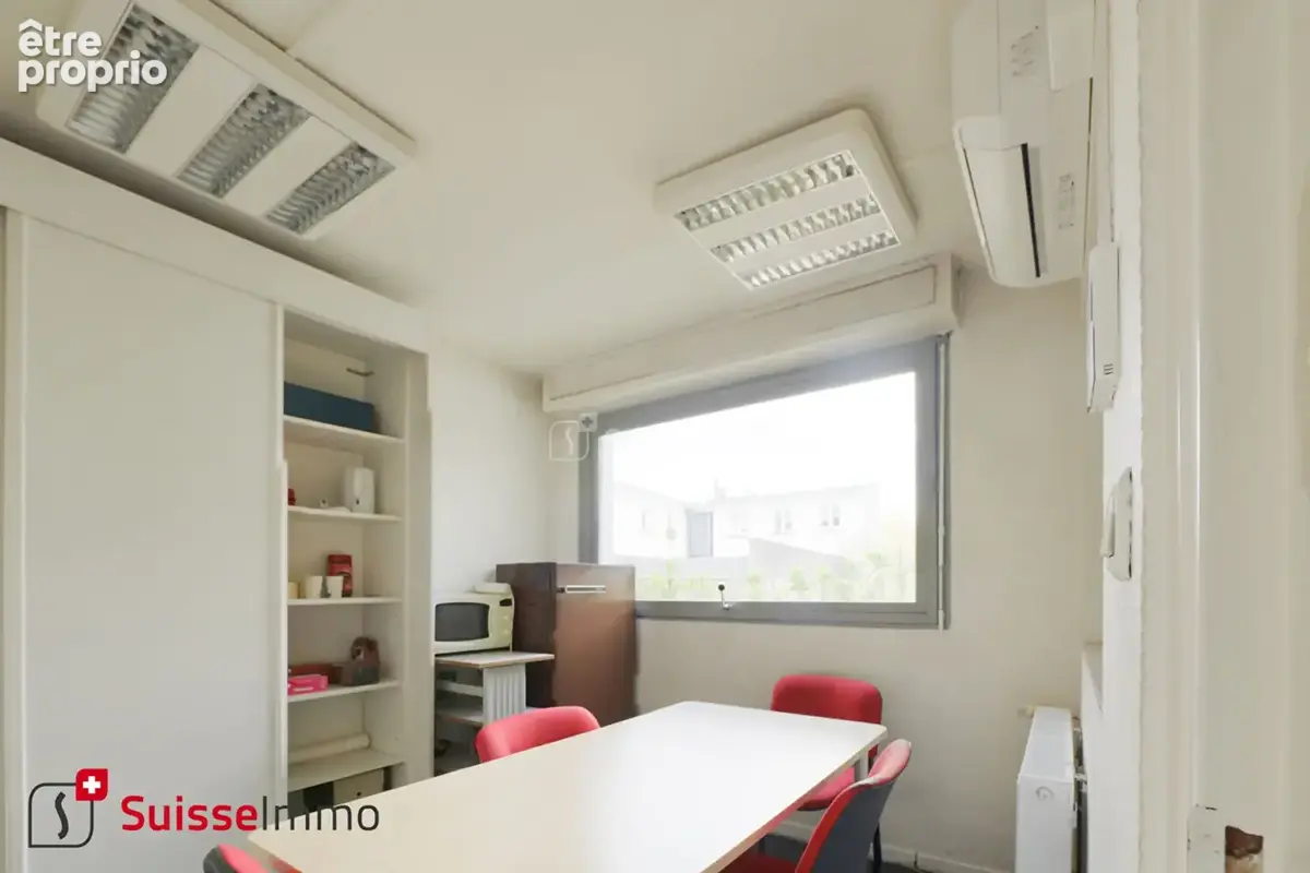 Local commercial  120 m2 - photo 12