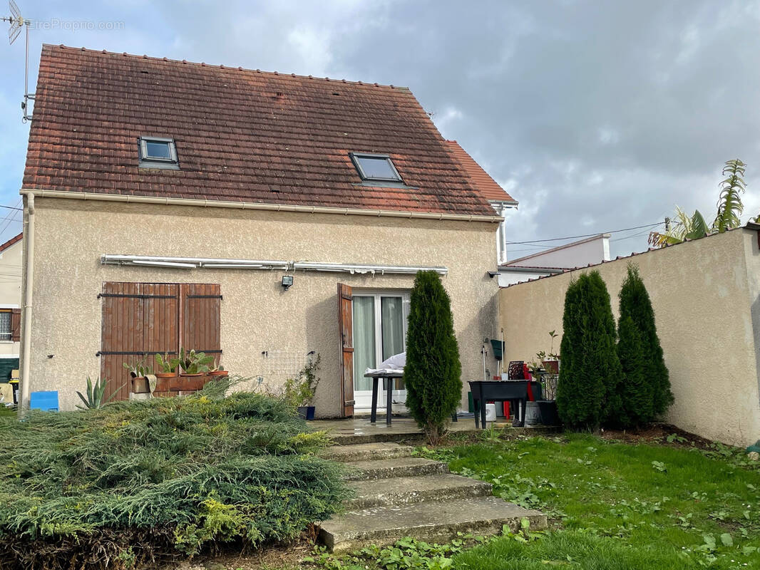 Maison à LA FERTE-GAUCHER