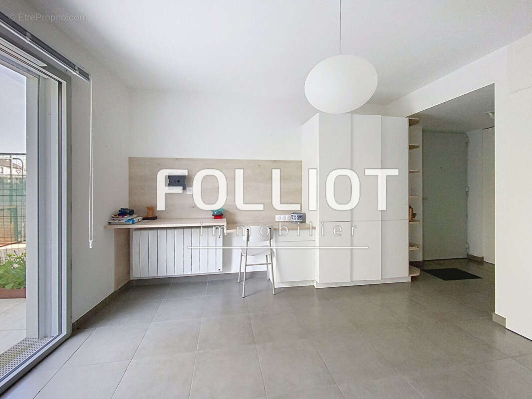 Appartement T1 Bis  grand standing à vendre à Granville - photo 8