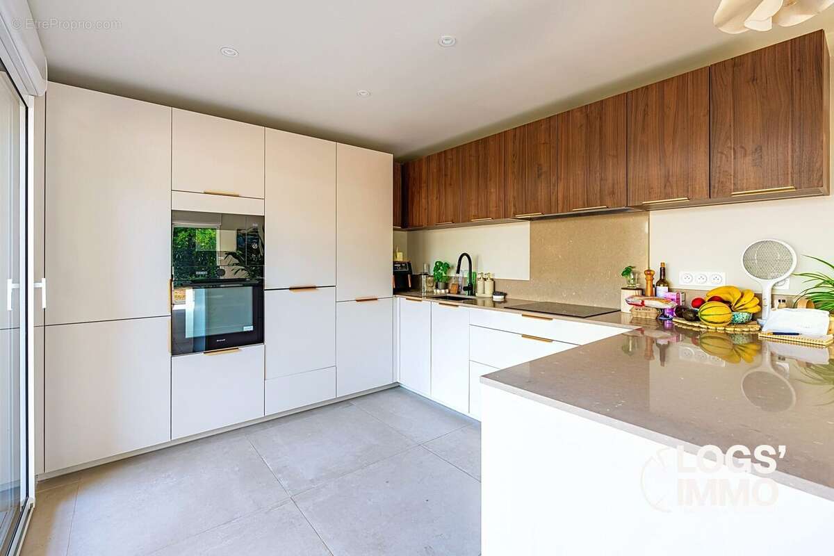 Maison 208 m² à Gradignan  - photo 6