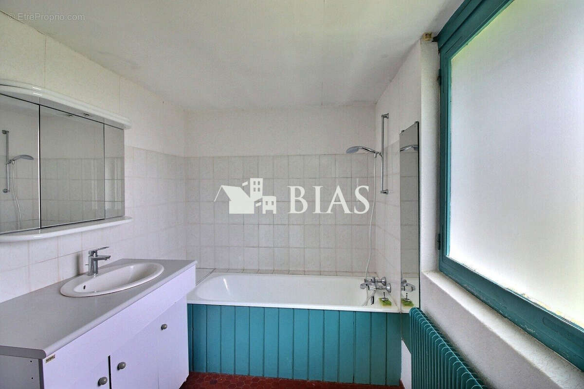 Maison à LA SAUSSAYE