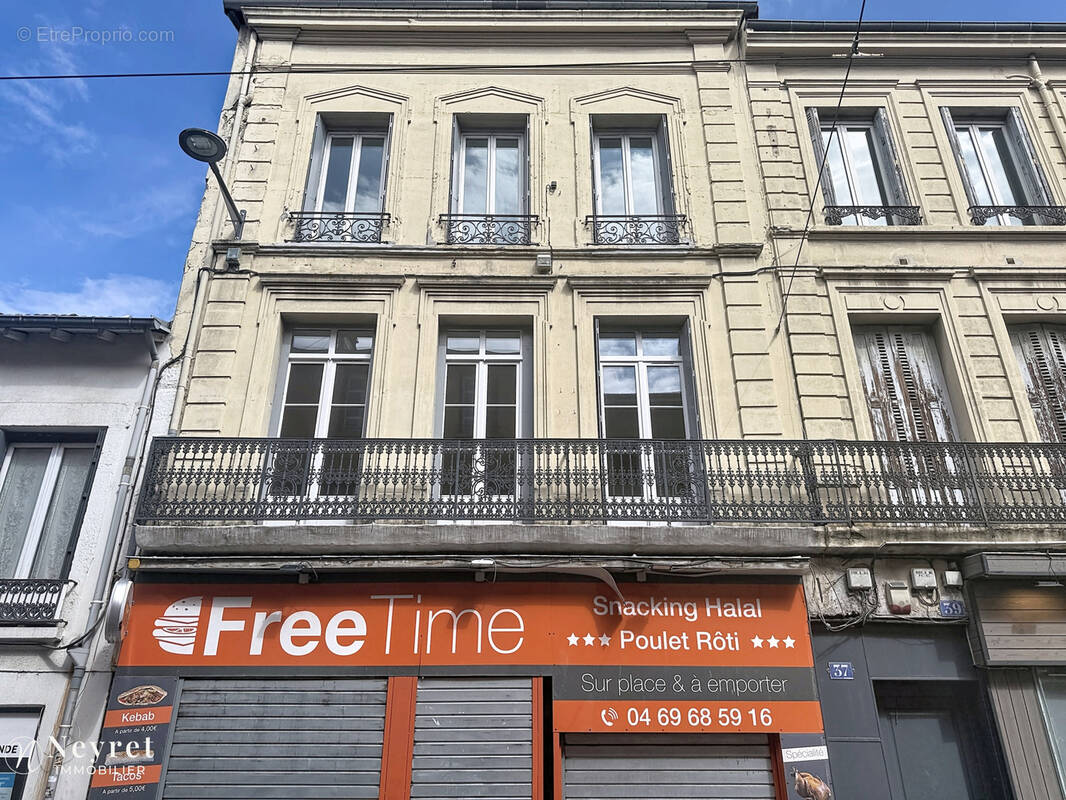 Appartement à SAINT-ETIENNE