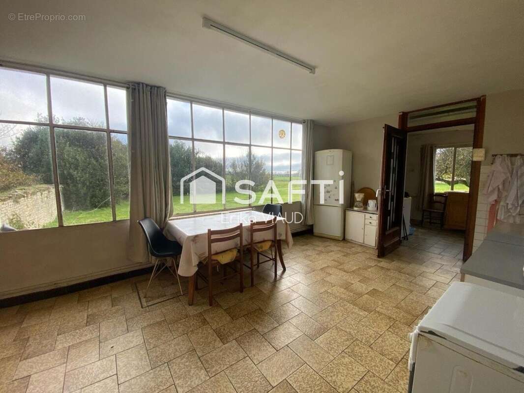 Photo 5 - Maison à SURGERES