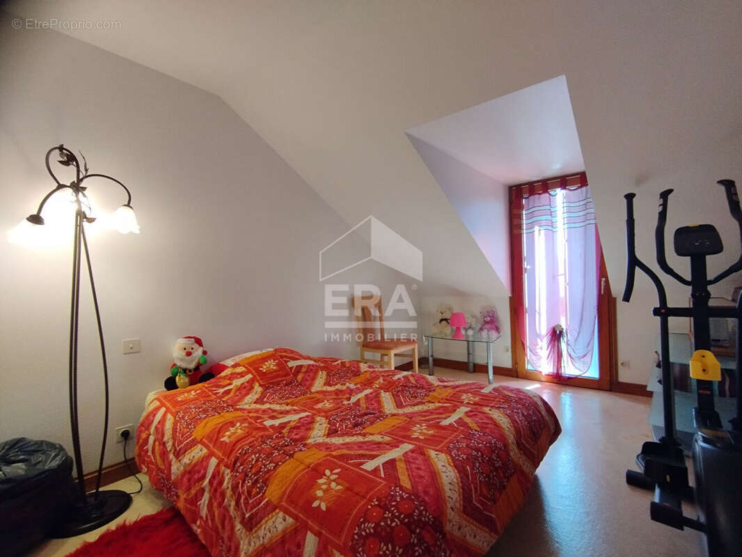 Maison à CHATELLERAULT