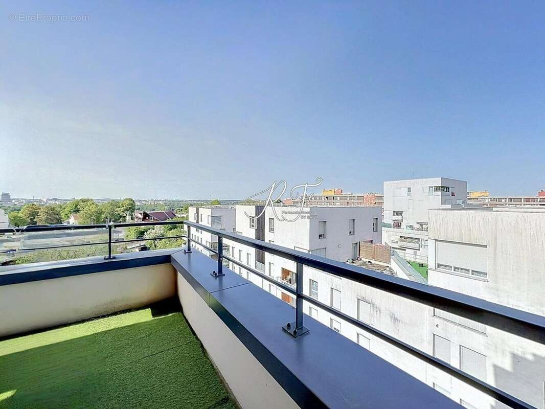 Photo 3 - Appartement à ERAGNY