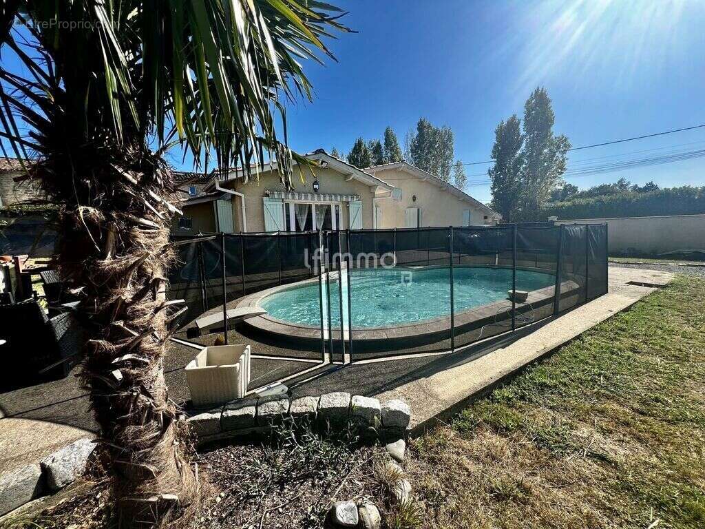 Maison à ARTIGUES-PRES-BORDEAUX