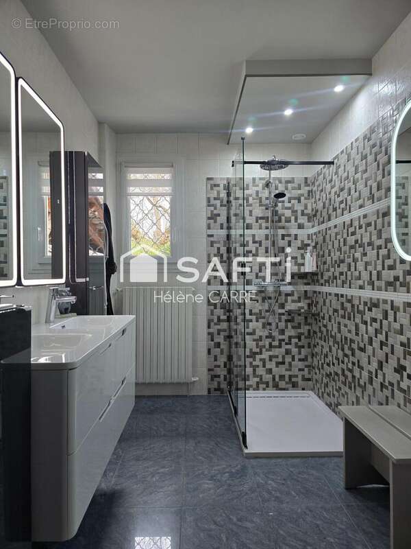 Photo 2 - Maison à VIERZON