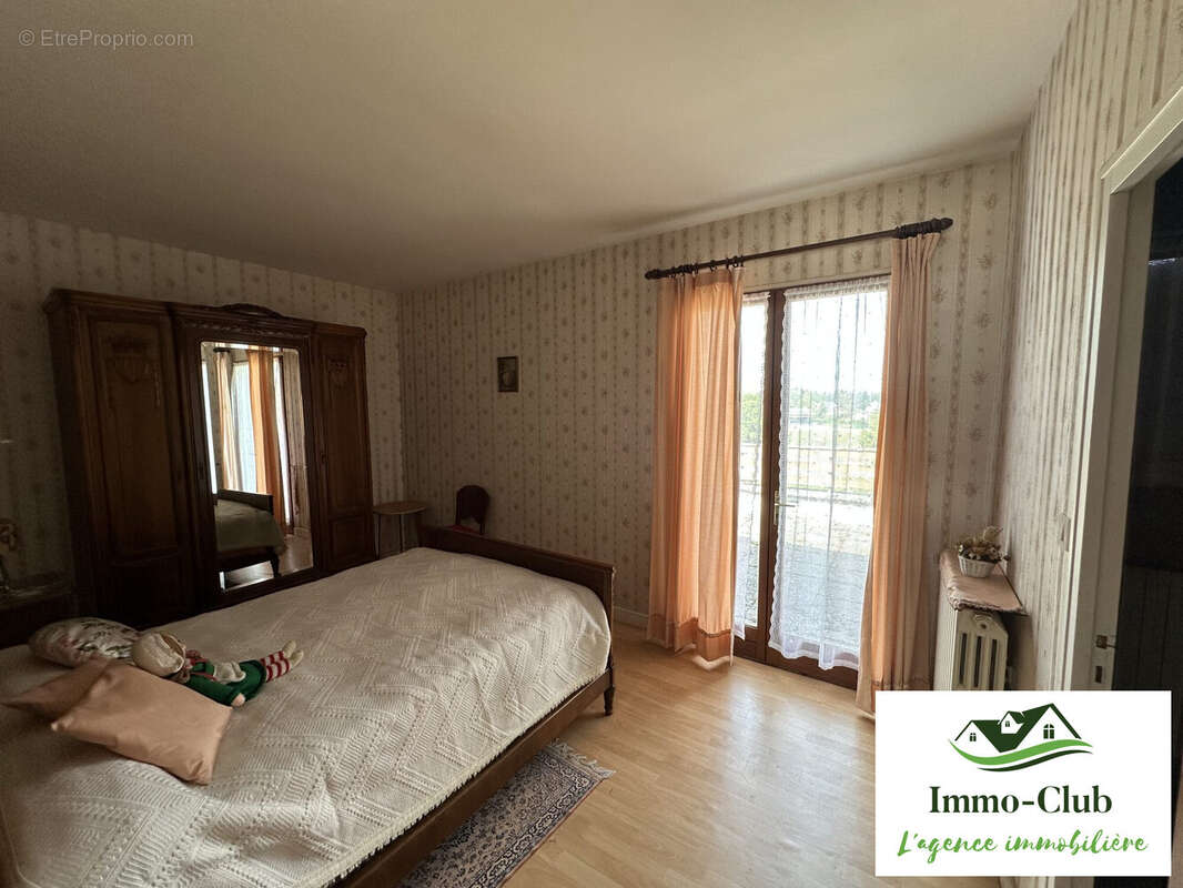 Maison 101 m² à Chateau-Chinon(ville)  - photo 8