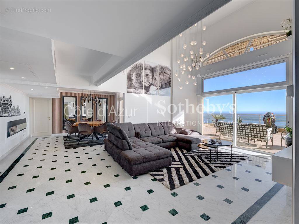 Appartement à BEAUSOLEIL