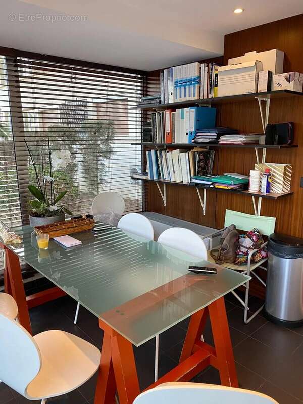 Cannes californie 320 m2 murs libres atypique local commercial ou professionnel 320 m2 prestigieux à cannes-quartier californie - photo 21