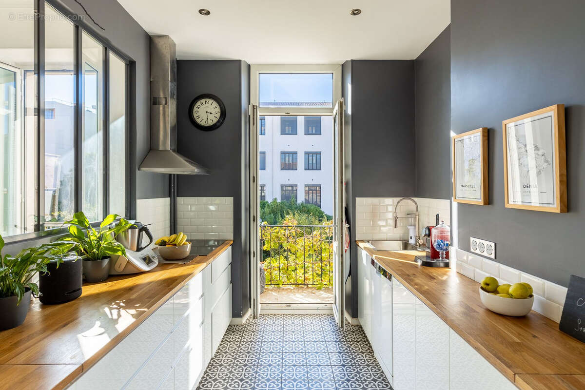 Appartement à MARSEILLE-8E